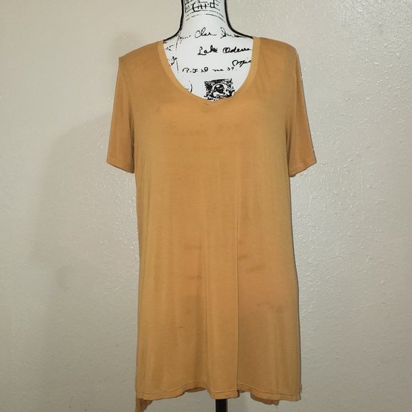 Garage Tops - Garage Mustard High Low Tee Size Large
